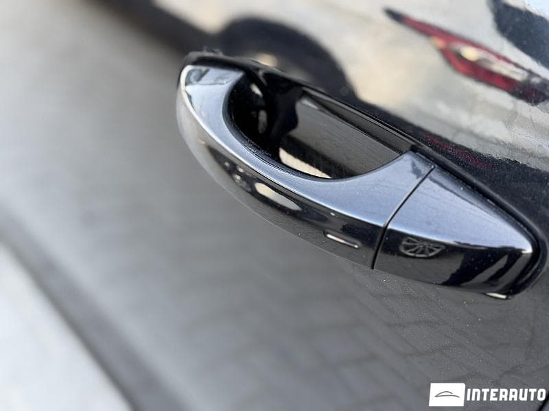 2020 Volkswagen Passat — Miniatură 7