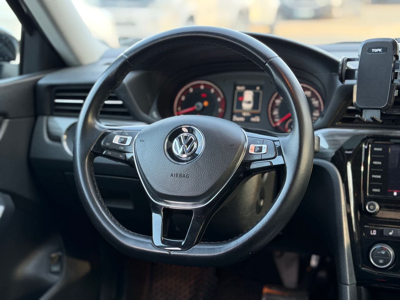 2020 Volkswagen Passat — Miniatură 13