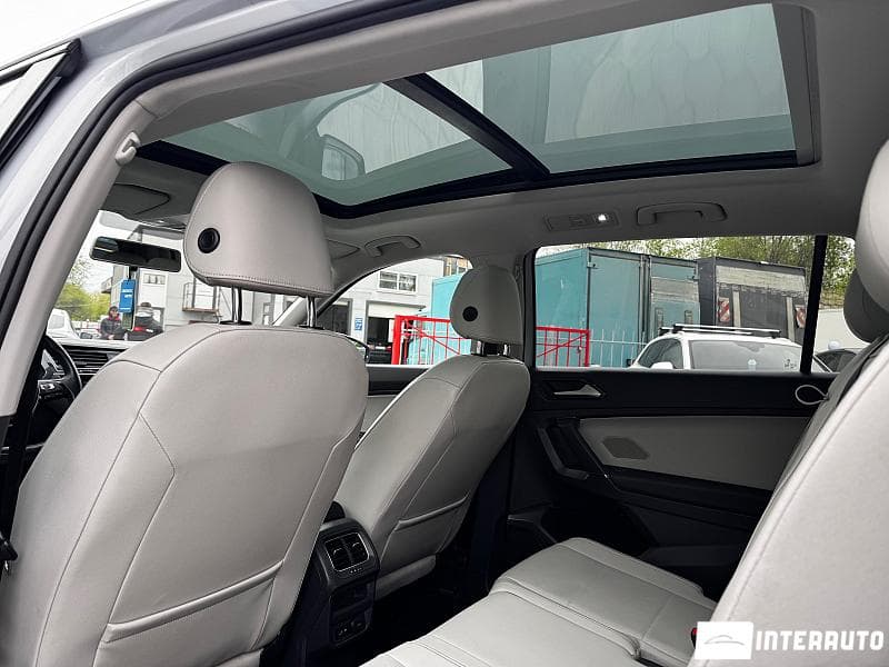 2018 Volkswagen Tiguan — Miniatură 9