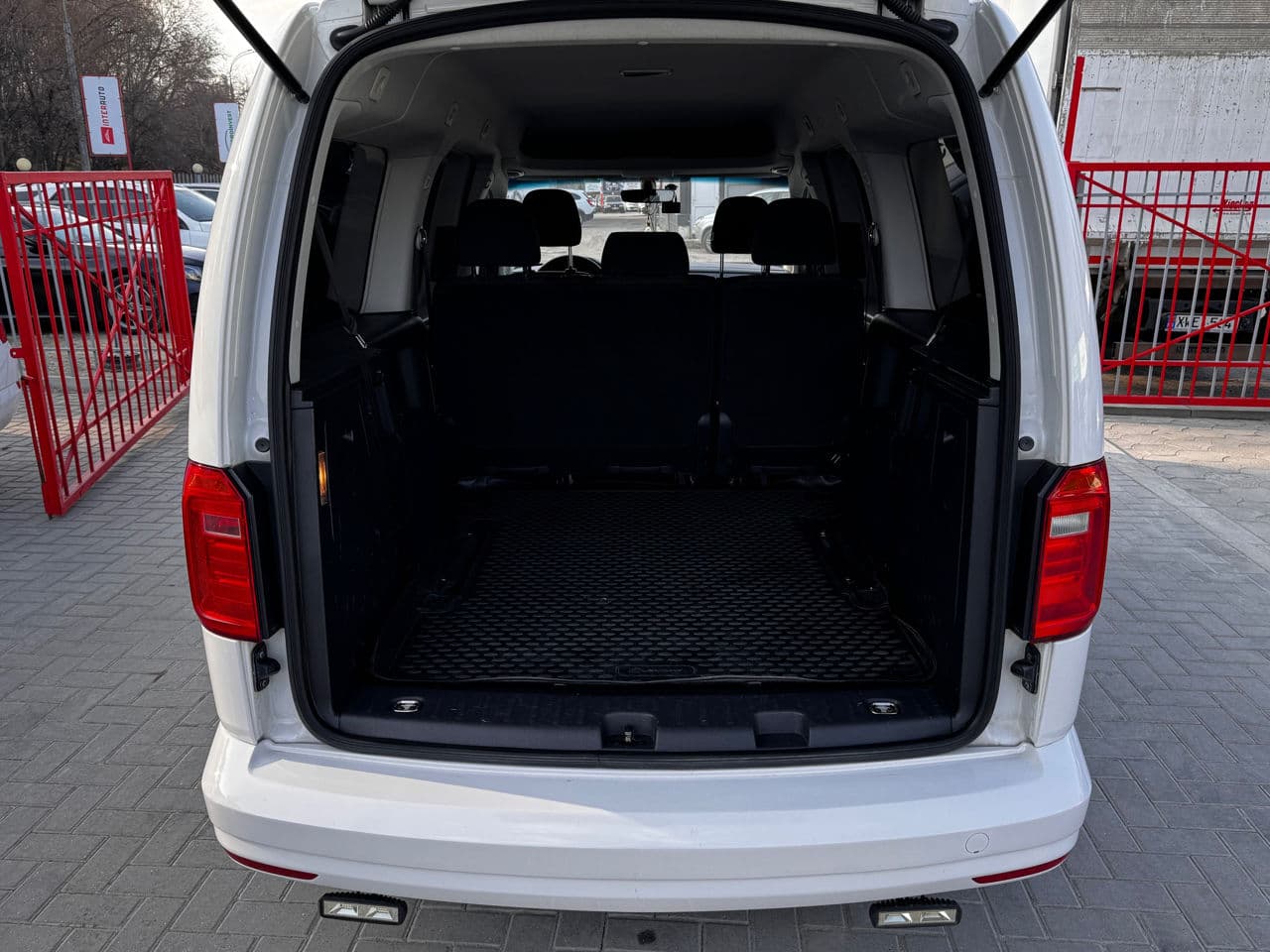 2017 Volkswagen Caddy — Miniatură 15