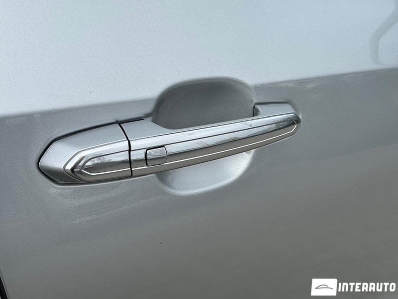 2020 Cadillac XT4 — Miniatură 5
