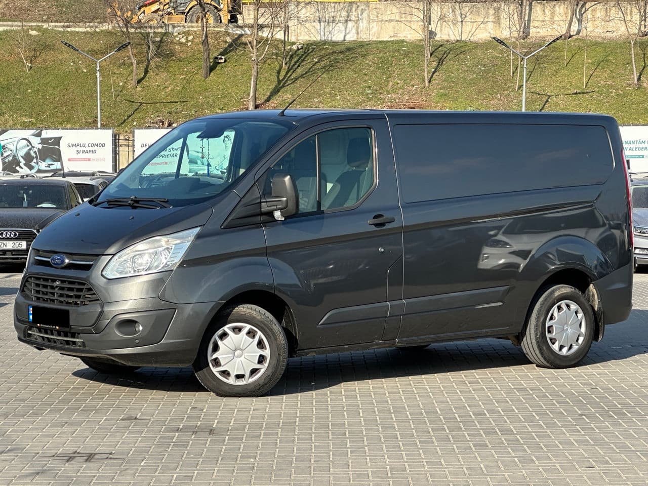 2017 Ford Transit — Miniatură 2