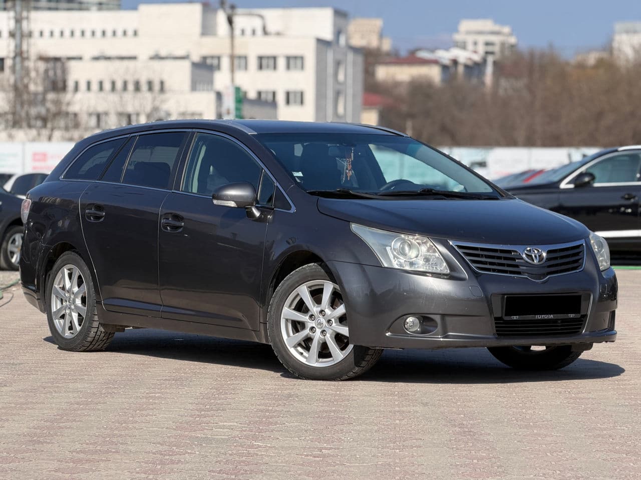 Toyota Avensis 2010 — Миниатюра 4