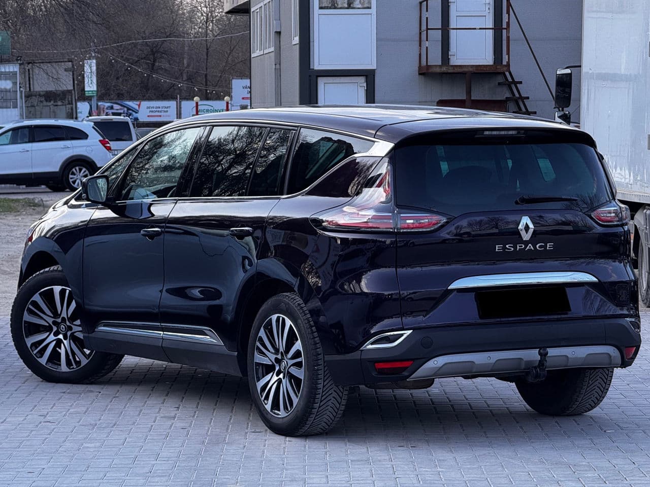 2016 Renault Espace — Miniatură 2