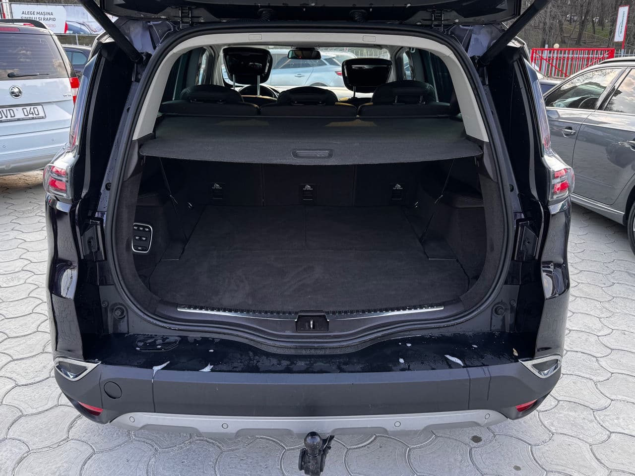 2016 Renault Espace — Miniatură 15