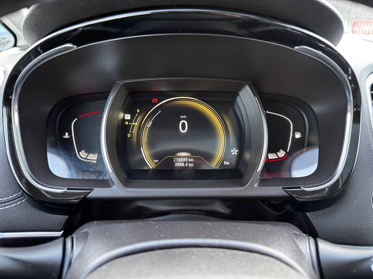 2016 Renault Espace — Miniatură 9