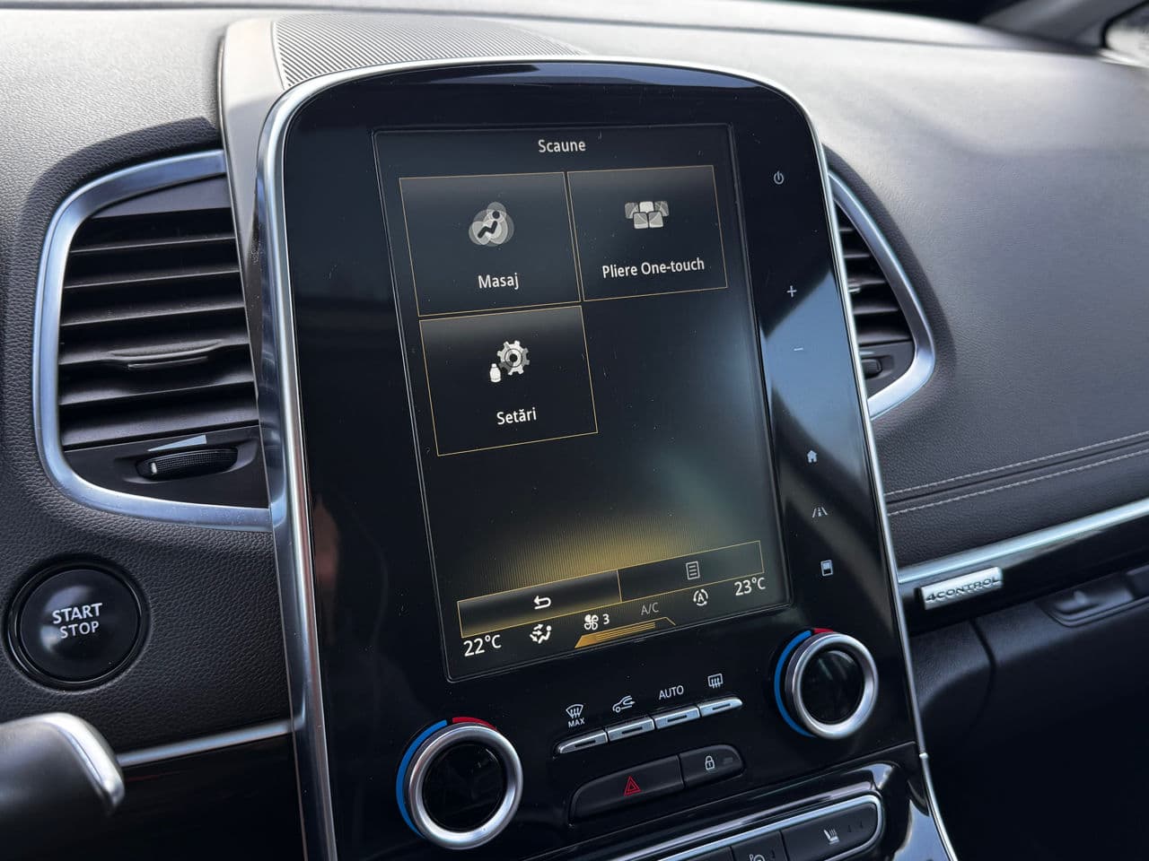2016 Renault Espace — Miniatură 10