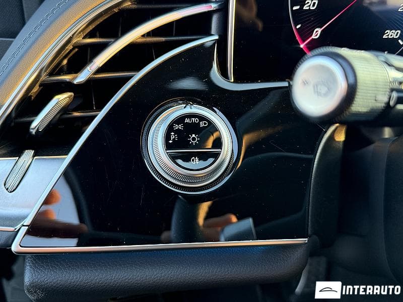 2024 Mercedes E 300de — Miniatură 20