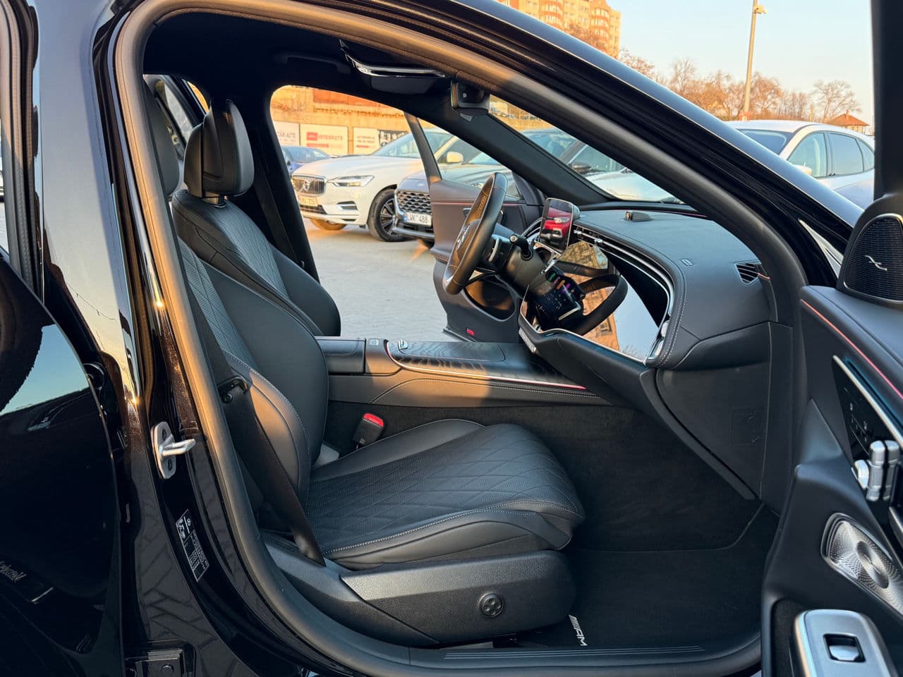 2024 Mercedes E 300de — Miniatură 18