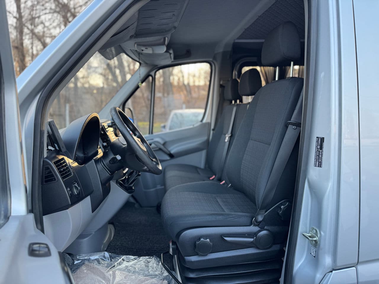 2016 Mercedes Sprinter — Miniatură 5