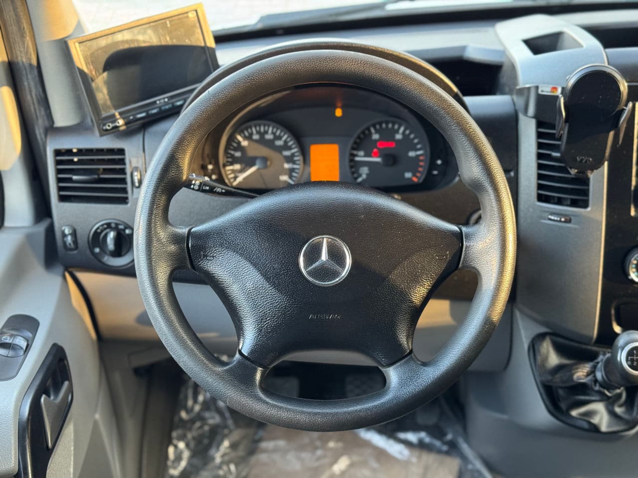 2016 Mercedes Sprinter — Miniatură 9