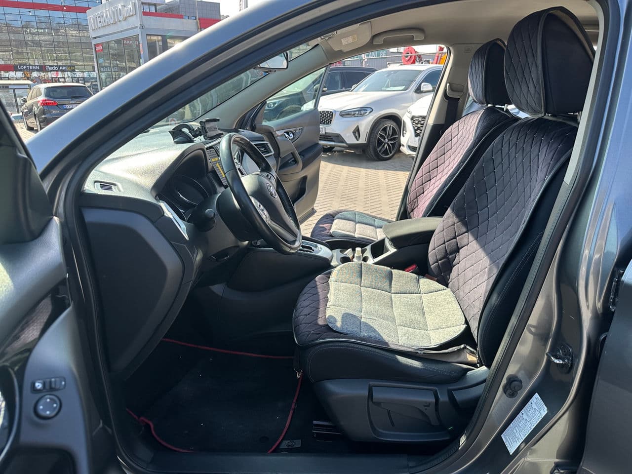 2015 Nissan Qashqai — Miniatură 5