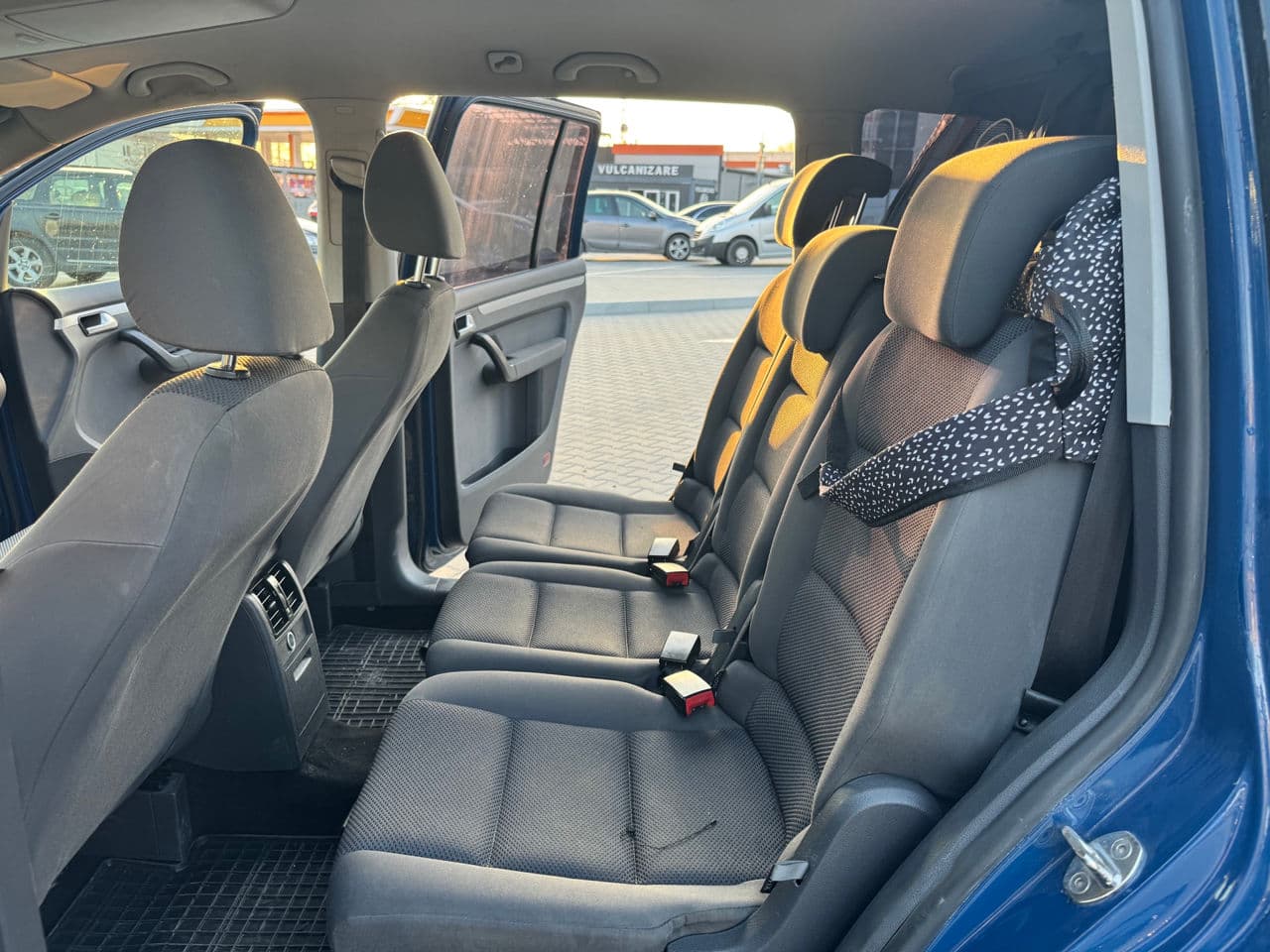 2011 Volkswagen Touran — Miniatură 12