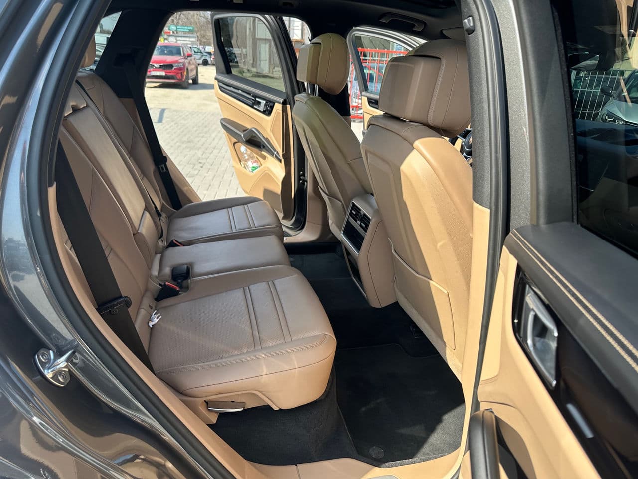 2020 Porsche Cayenne E-Hybrid — Miniatură 19