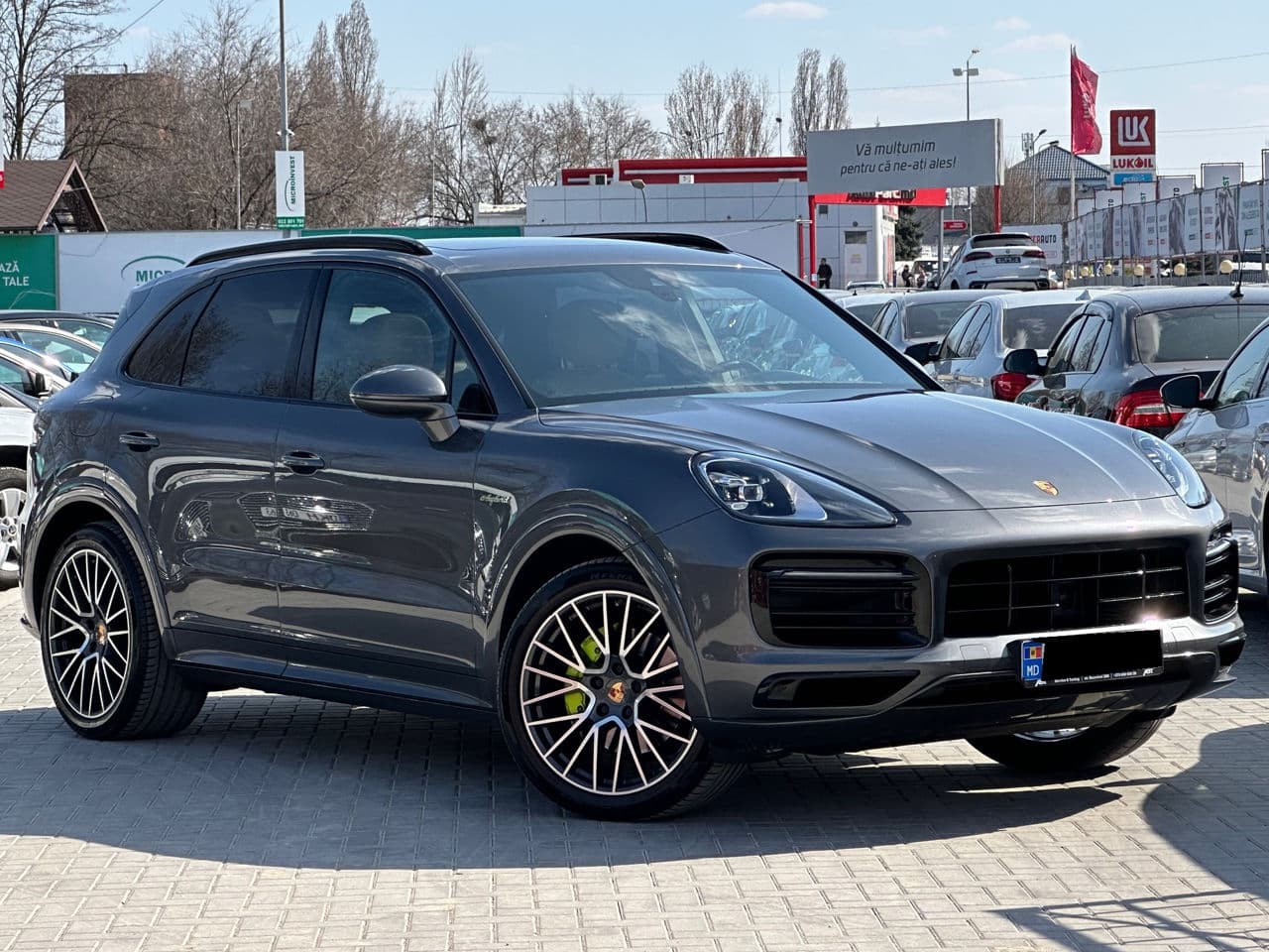 2020 Porsche Cayenne E-Hybrid — Miniatură 3