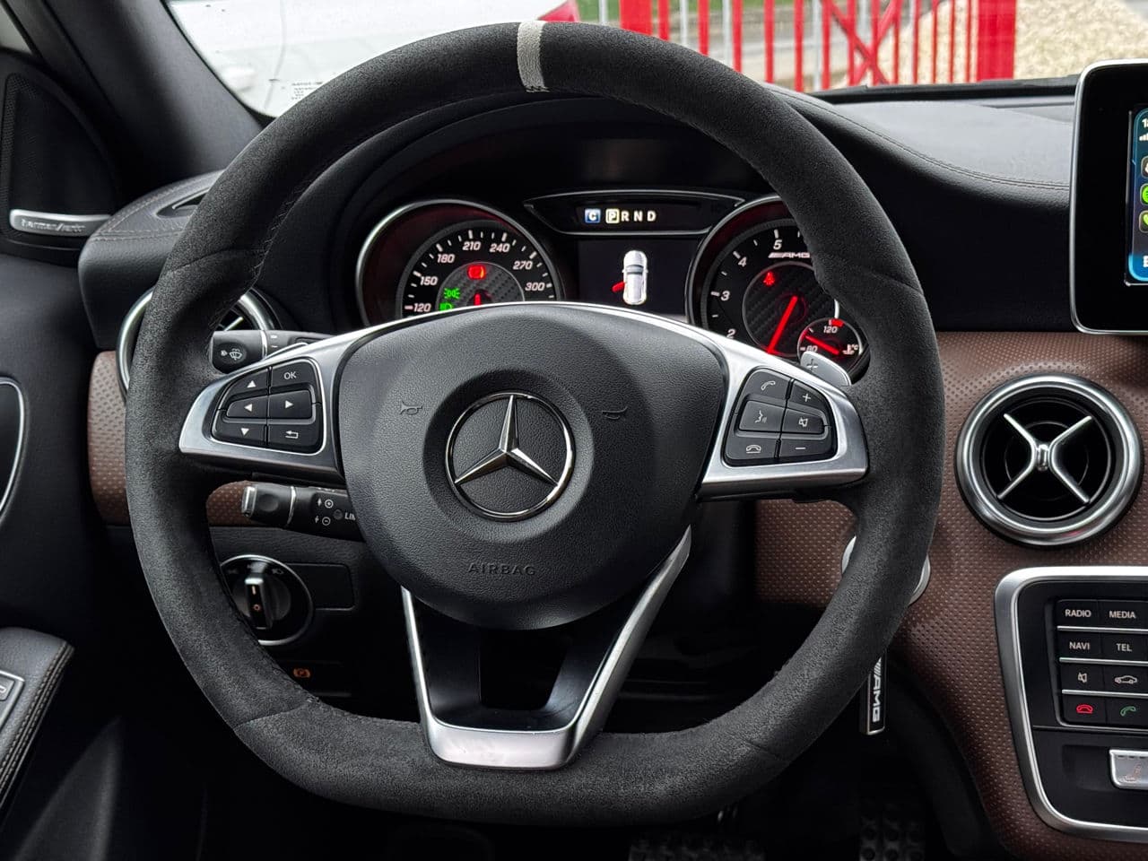 2018 Mercedes A 45 AMG — Miniatură 11