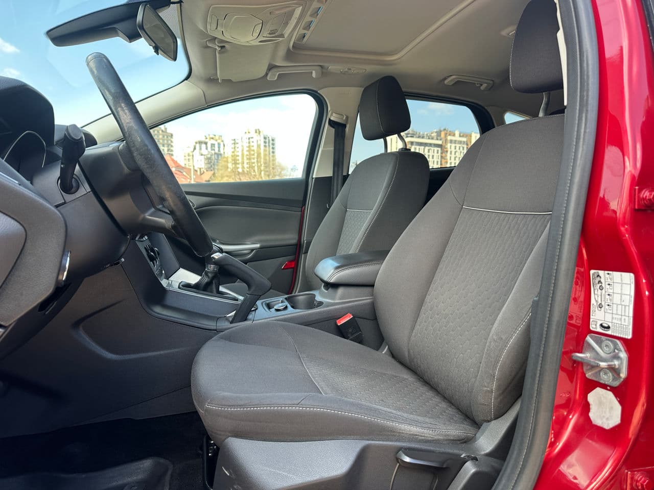 Ford Focus 2014 — Миниатюра 5