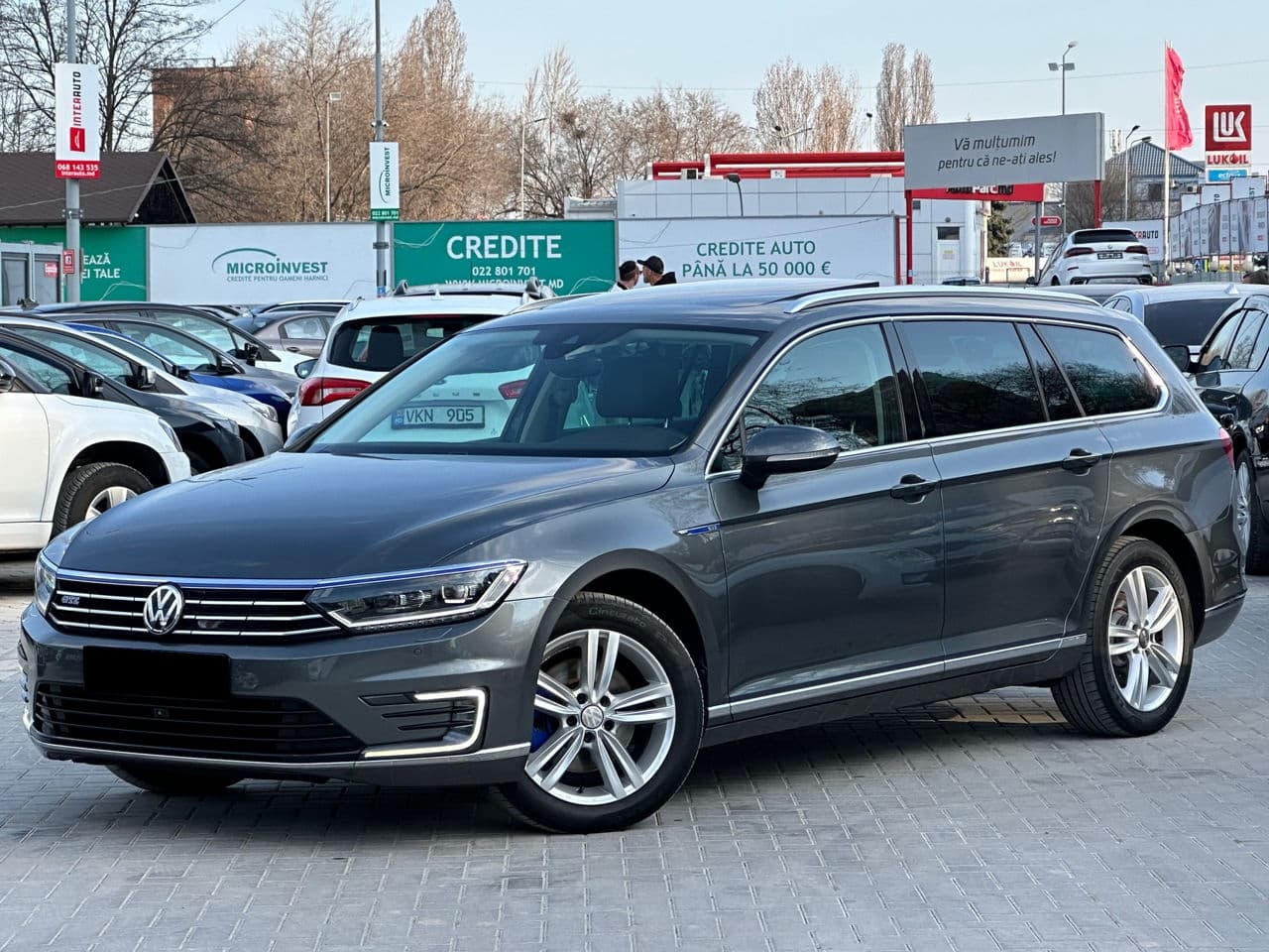 2016 Volkswagen Passat GTE — Miniatură 3