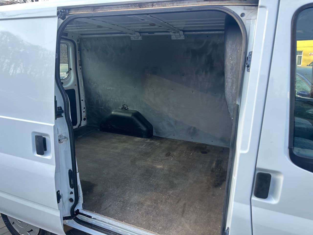 Ford Transit 2011 — Миниатюра 13