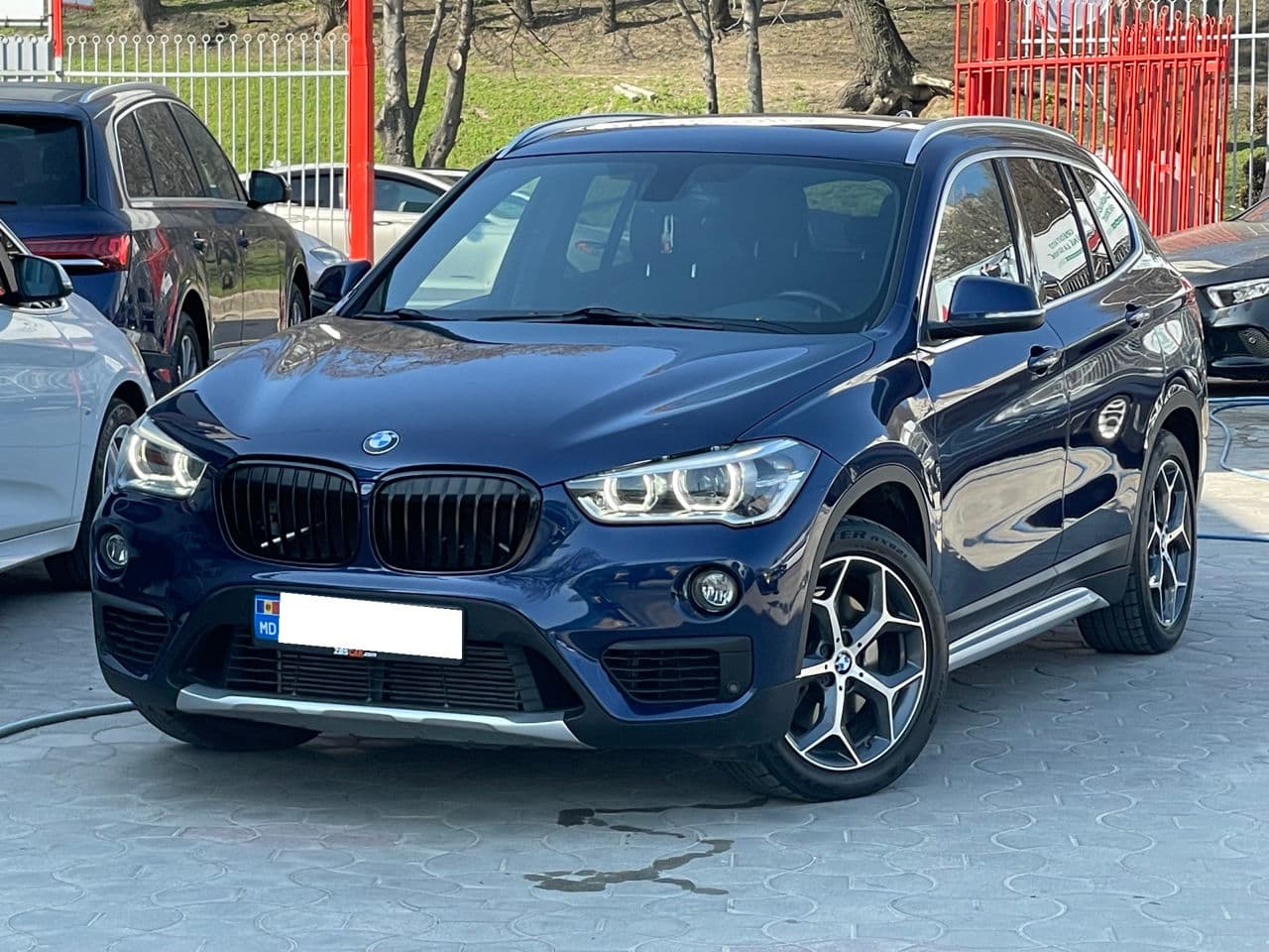 2016 BMW X1 2.8i — Miniatură 2
