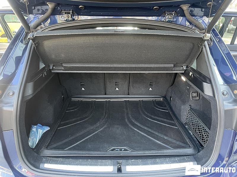 2016 BMW X1 2.8i — Miniatură 23
