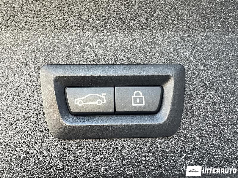 2016 BMW X1 2.8i — Miniatură 24