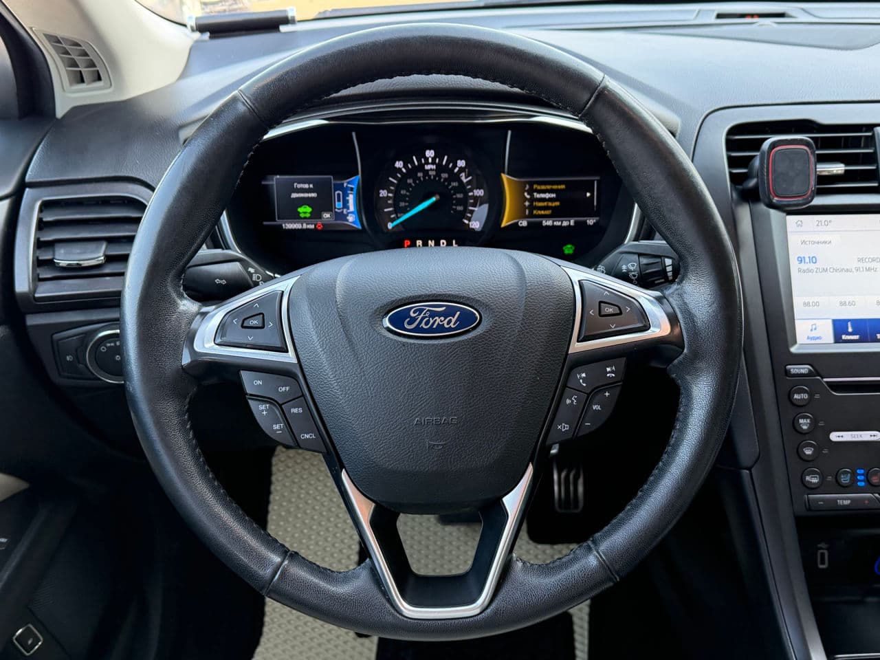 Ford Fusion 2018 — Миниатюра 11