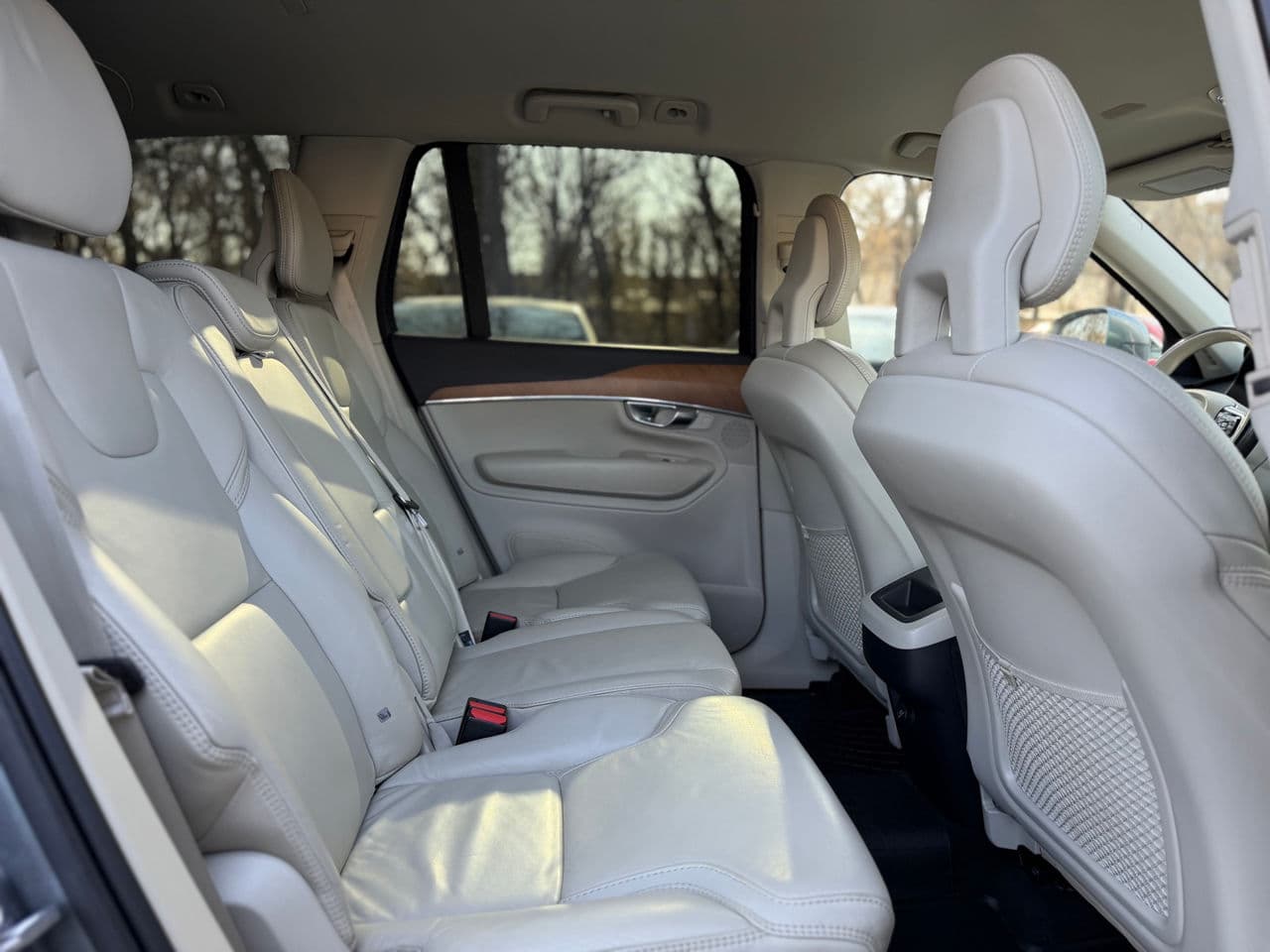 Volvo XC 90 2018 — Миниатюра 17