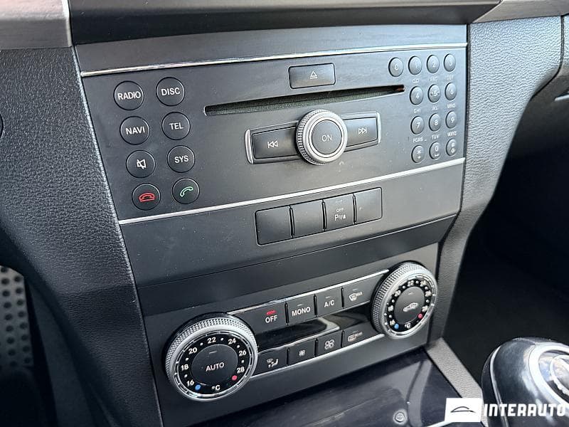 2011 Mercedes GLK 250 — Miniatură 16