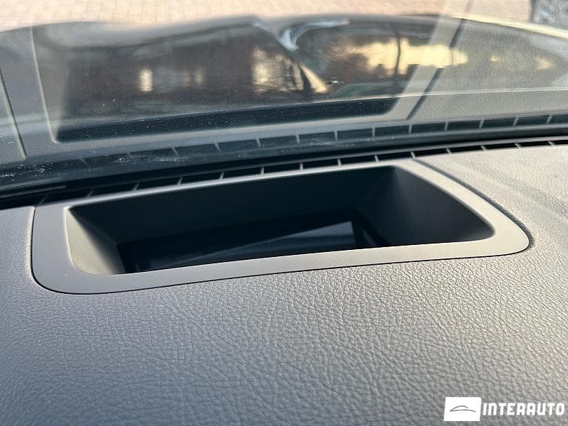 BMW 520 2016 — Миниатюра 9