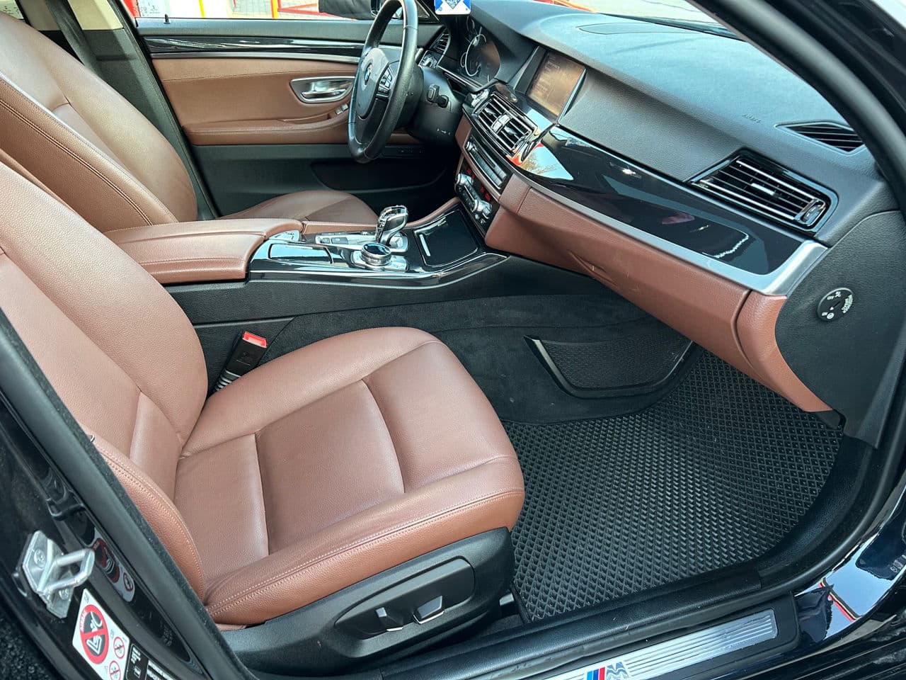 BMW 520 2016 — Миниатюра 18