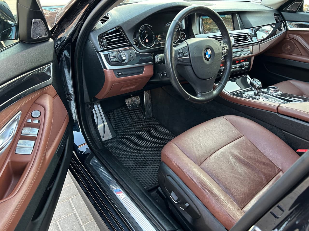 BMW 520 2016 — Миниатюра 6