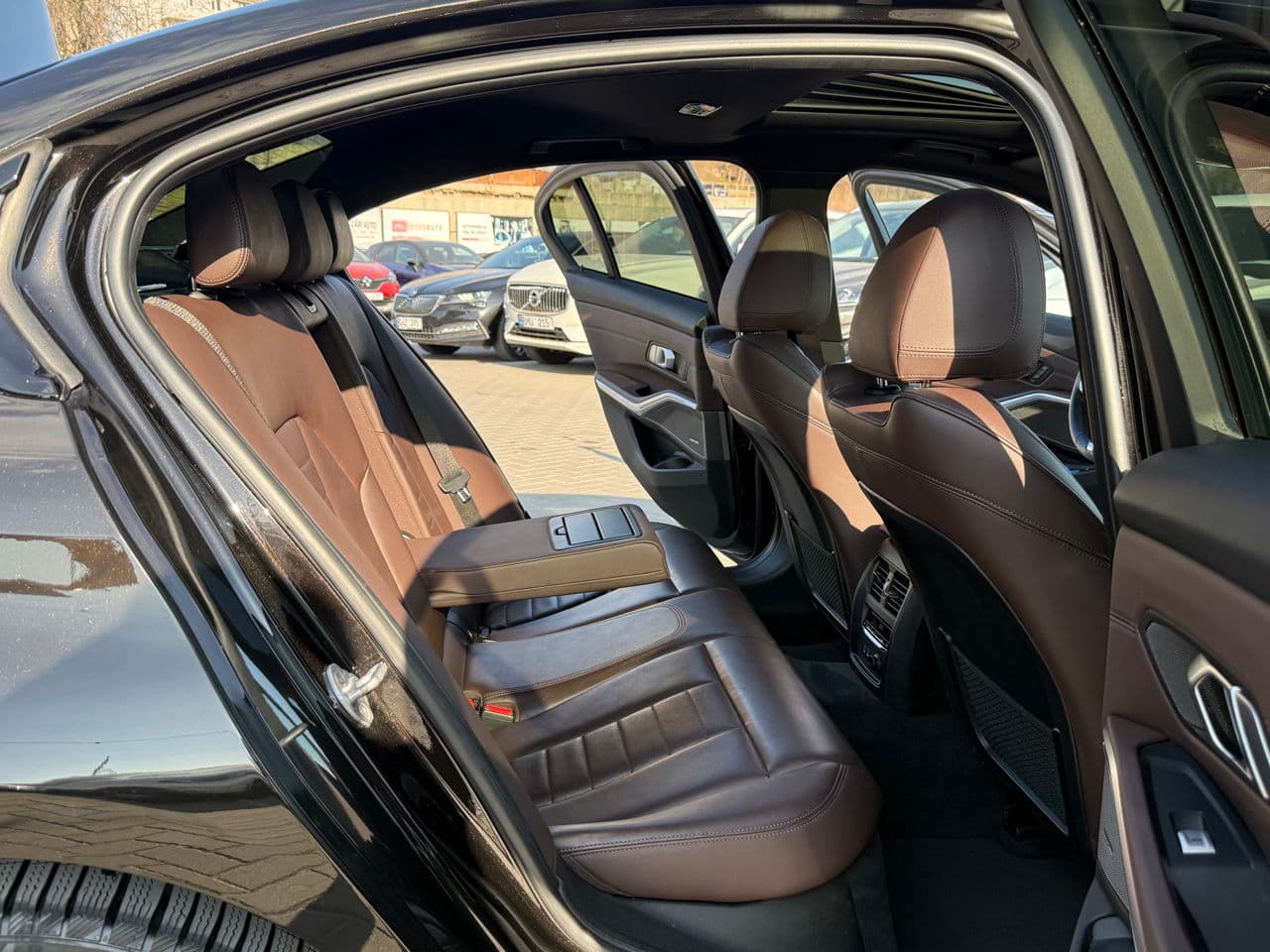 2020 BMW 330E — Miniatură 17