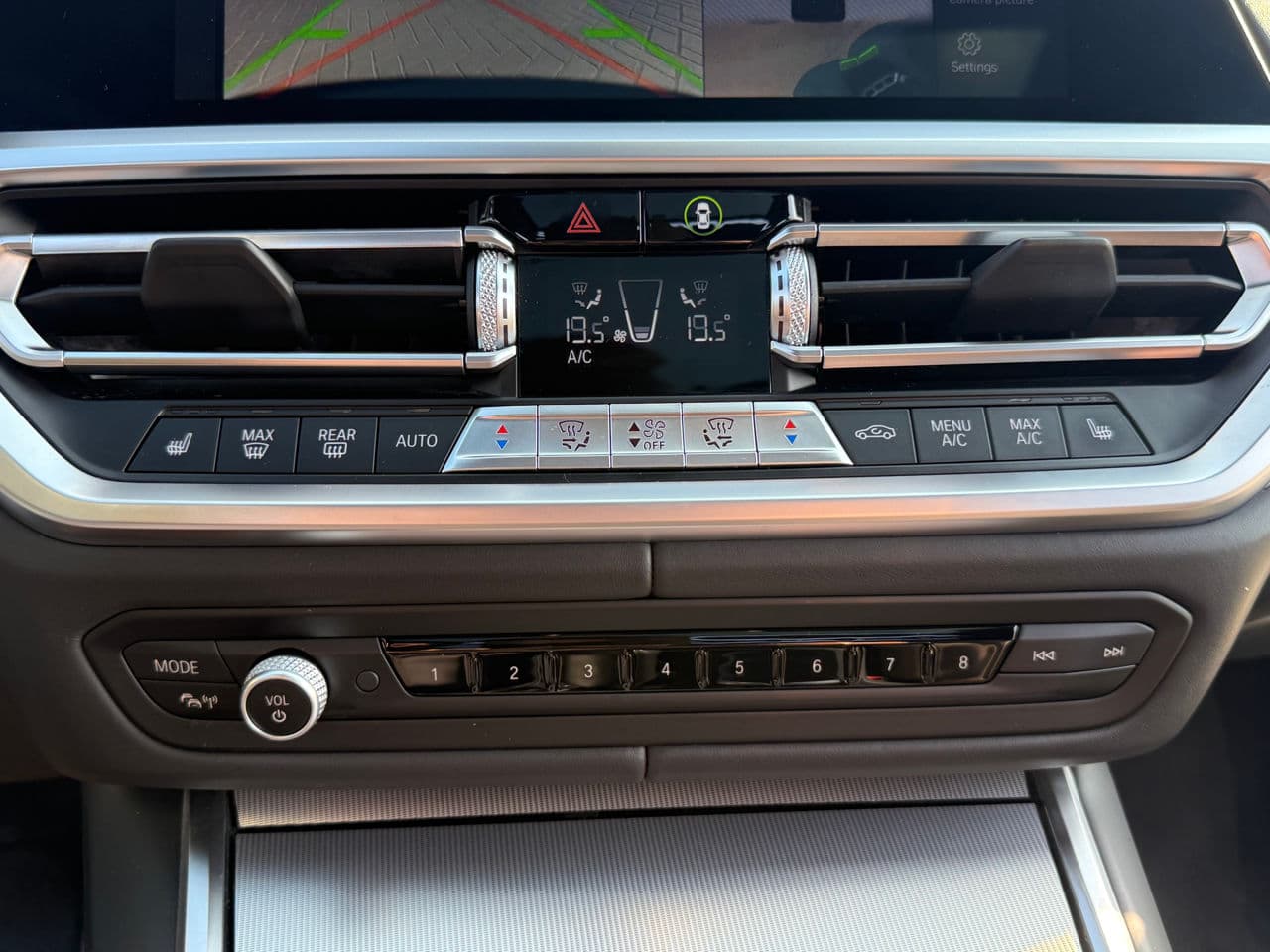 2020 BMW 330E — Miniatură 13