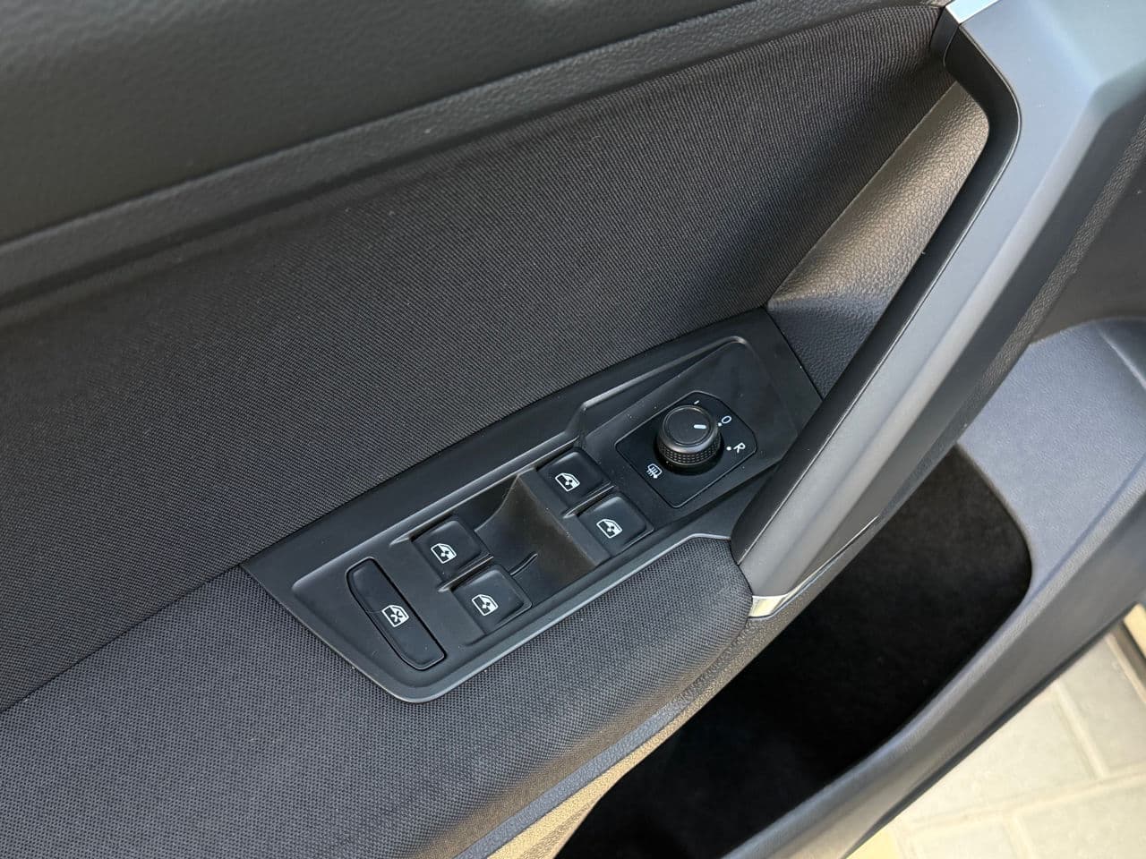 2020 Volkswagen Tiguan — Miniatură 6