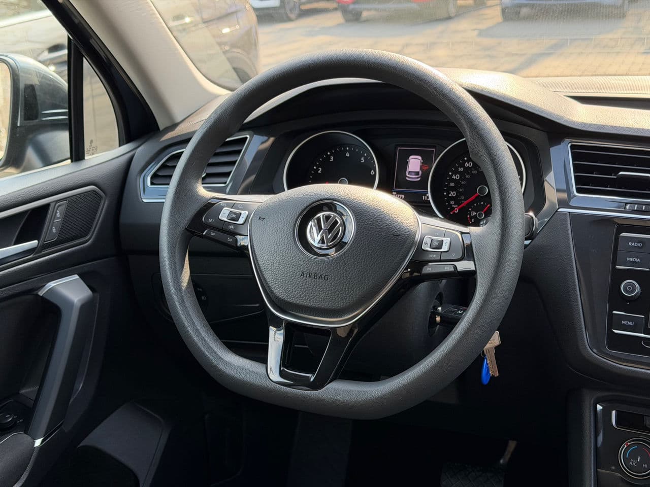2020 Volkswagen Tiguan — Miniatură 9