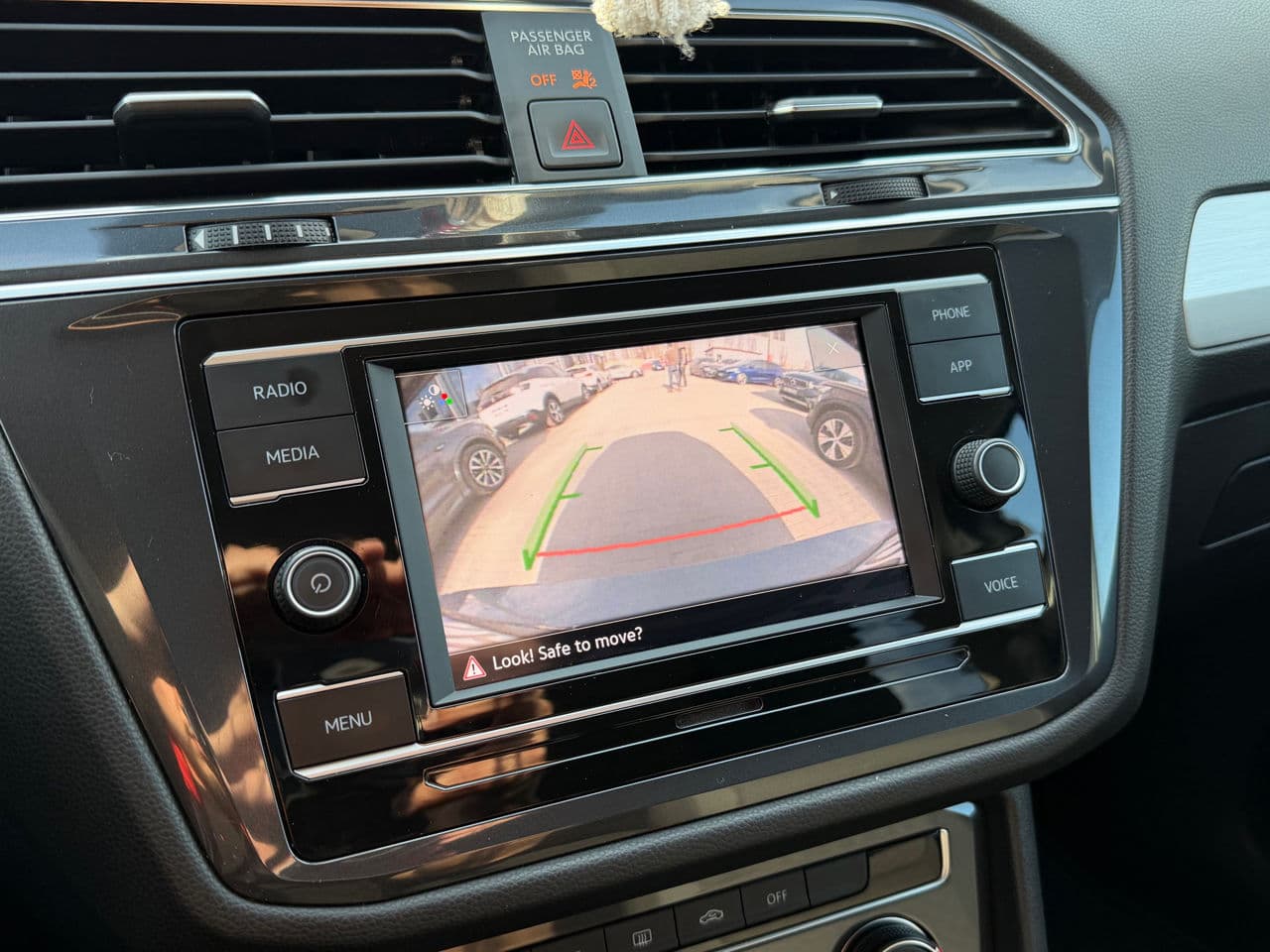 2020 Volkswagen Tiguan — Miniatură 11