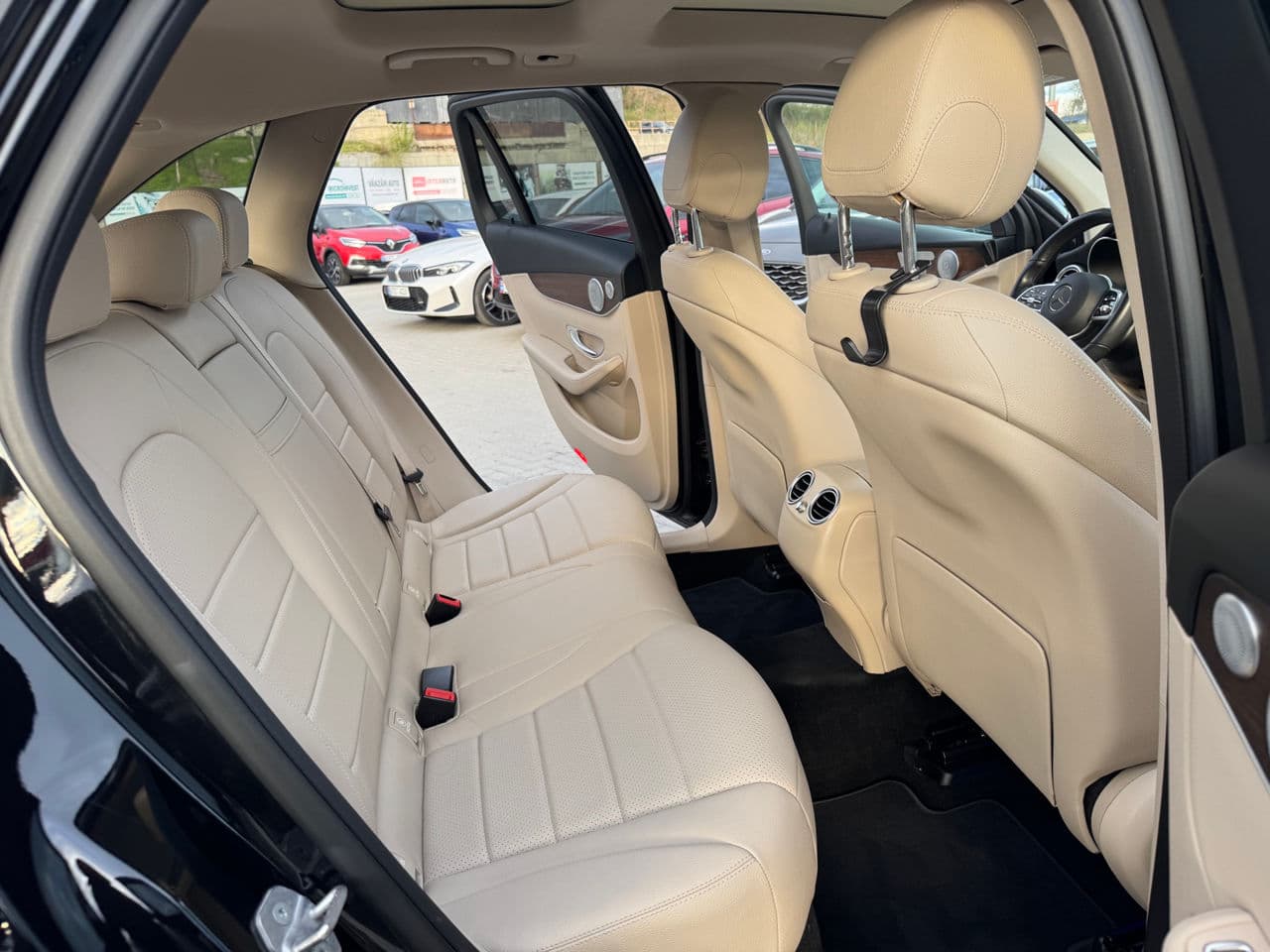 2020 Mercedes GLC 300 — Miniatură 16