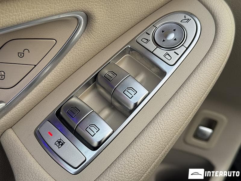 2020 Mercedes GLC 300 — Miniatură 21