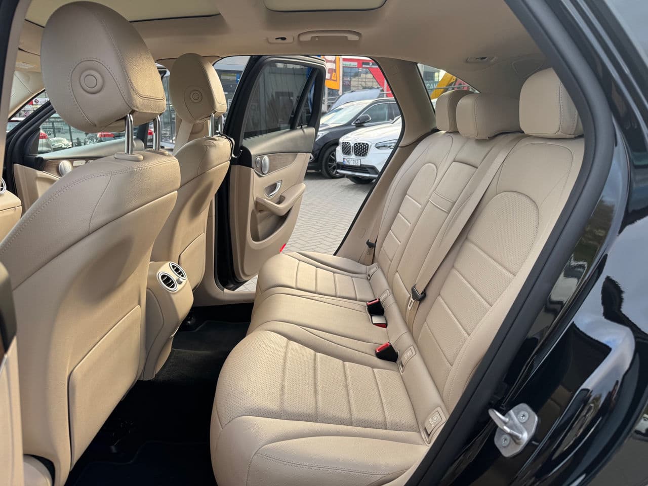 2020 Mercedes GLC 300 — Miniatură 14