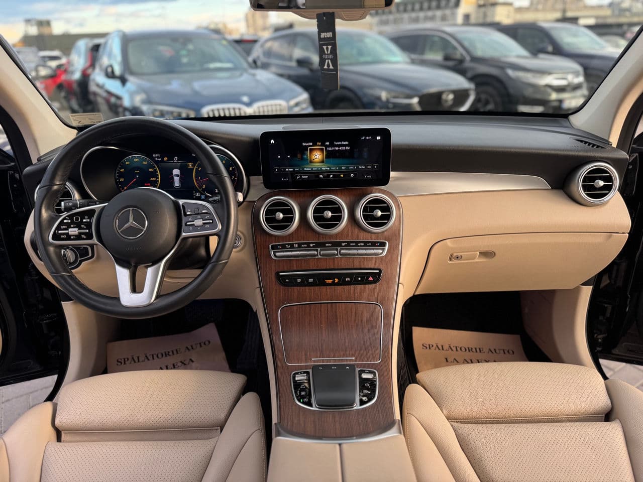 2020 Mercedes GLC 300 — Miniatură 6