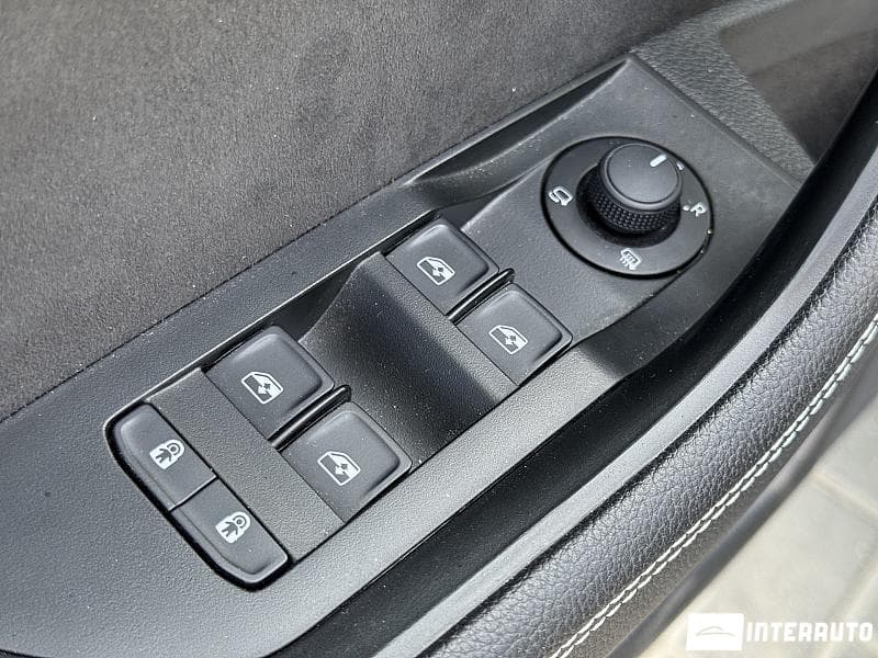2023 Skoda Superb — Miniatură 18