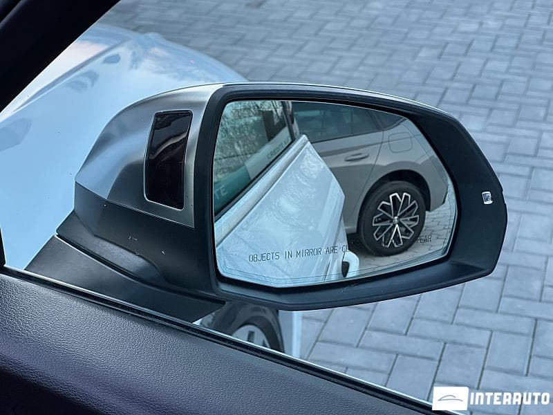 Audi SQ5 2017 — Миниатюра 5