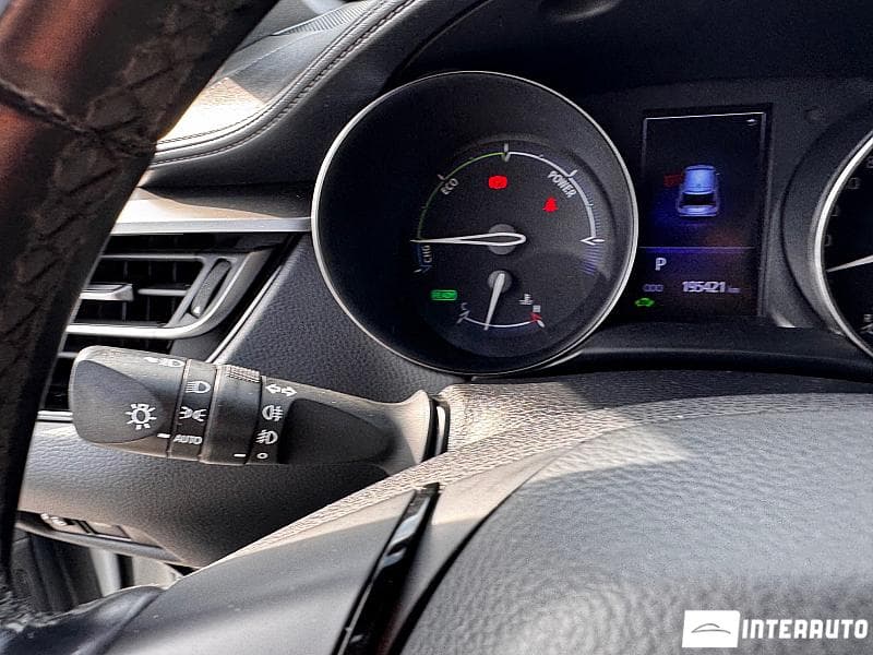 Toyota C-HR 2018 — Миниатюра 11
