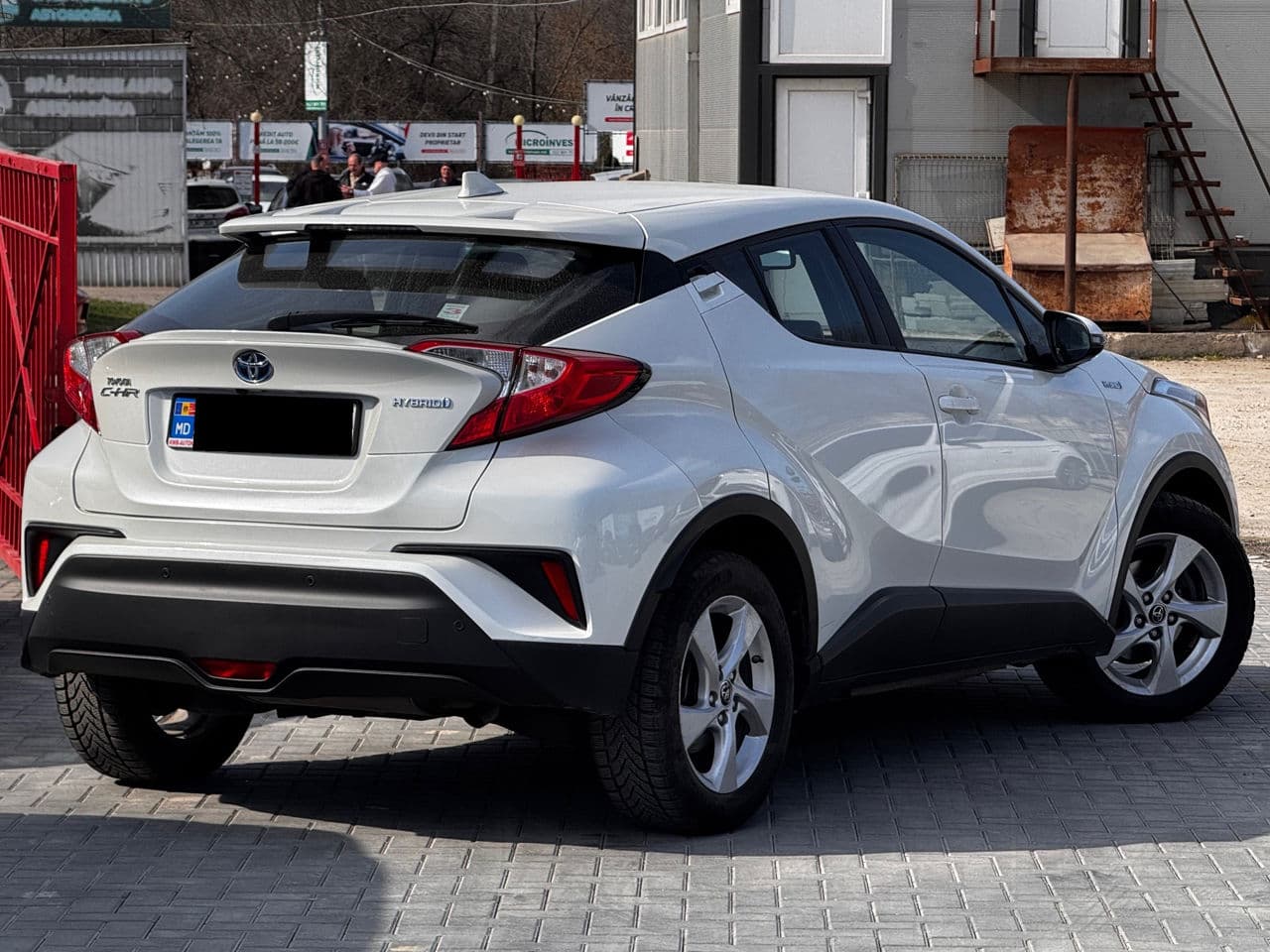 Toyota C-HR 2018 — Миниатюра 3