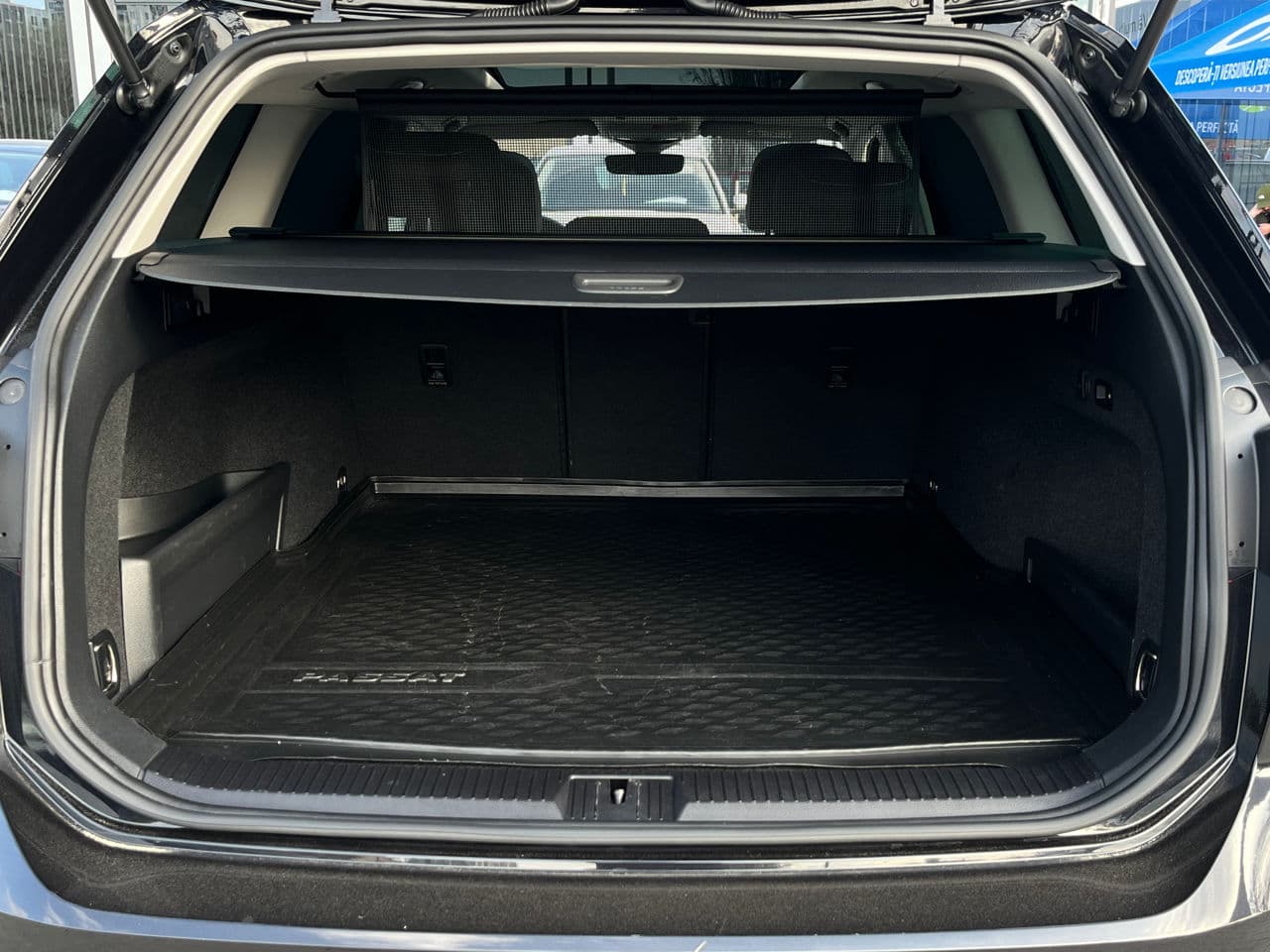 2020 Volkswagen Passat GTE — Miniatură 19