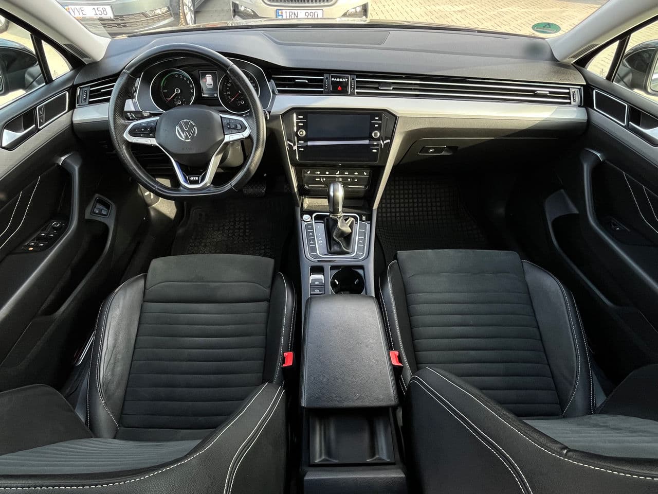 2020 Volkswagen Passat GTE — Miniatură 7