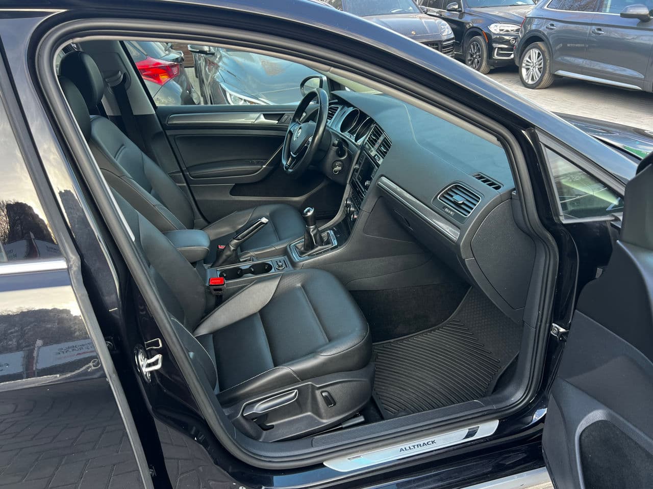 2017 Volkswagen Golf Alltrack — Miniatură 5