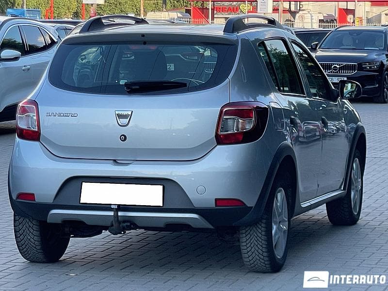 2014 Dacia Sandero Stepway — Miniatură 2