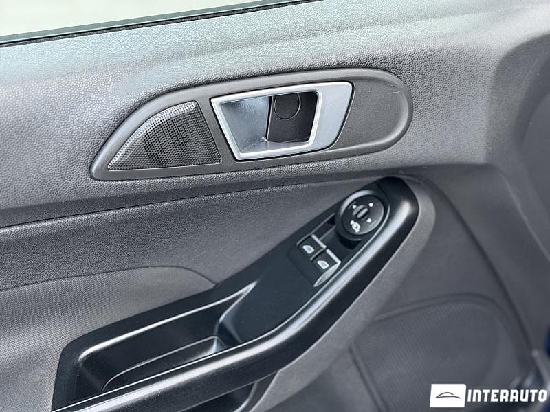 Ford Fiesta 2016 — Миниатюра 6